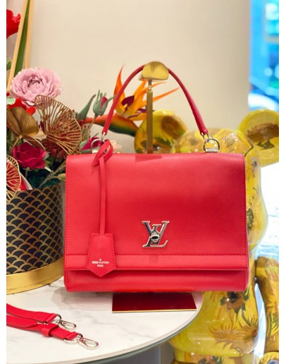 LOUIS VUITTON RUBIS HOT RED CAFLSKIN LEATHER LOCKME II HANDLE BAG 