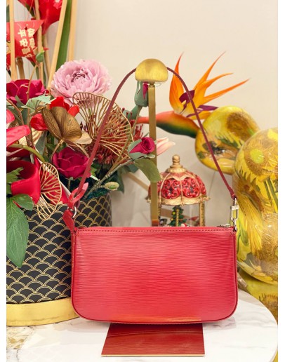 LOUIS VUITTON EPI LEATHER SHOULDER BAG IN RED SILVER HARDWARE