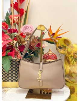 (LIKE NEW) YSL SAINT LAURENT LE 5 A HOBO TAUPE BAG  (LIKE NEW) YSL SAINT LAURENT LE 5 A HOBO TAUPE BAG