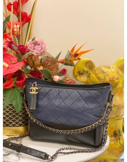 (LIKE NEW) CHANEL MEDIUM GABRIELLE IN BLACK NAVY HOBO BAG 