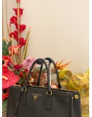 PRADA GALLERIA LARGE BLACK SAFFIANO LEATHER HANDLE BAG