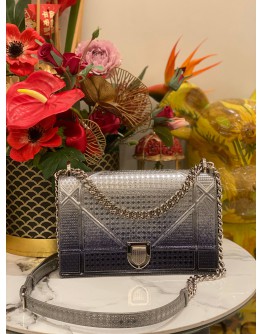 (LIKE NEW) CHRISTIAN DIORAMA MEDIUM IN SHINNY METALLIC  SILVER BLUE