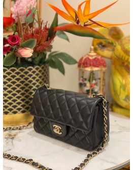 CHANEL CLASSIC SMALL SINGLE FLAP CHAIN SHOULDER BAG IN BLACK LAMBSKIN LEATHER GOLD CHAIN 