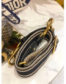 (LIKE NEW) CHRISTIAN DIOR SADDLE SHOULDER BAG IN BLUE TOILE DE JOUY EMBROIDERY -FULL SET-