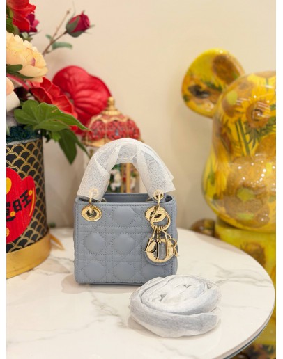 (BRAND NEW) CHRISTIAN DIOR MICRO BAG