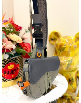 CHRISTIAN DIOR SADDLE X SACAI
