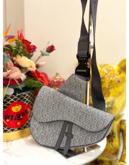 CHRISTIAN DIOR OBLIQUE JACQUARD IN GREY 