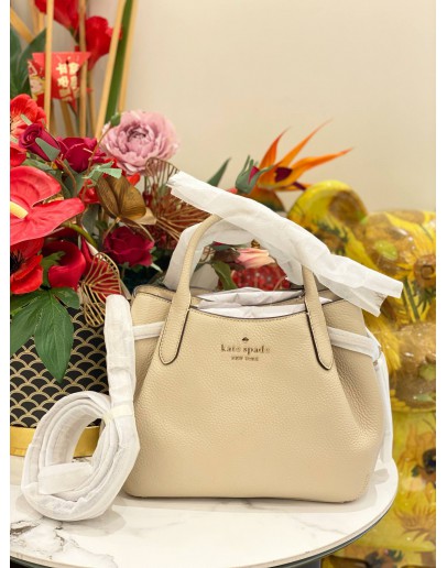 KATE SPADE SMALL DUMPLING IN BEIGE  BAG WITH STRAP 