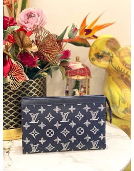 (LIKE NEW) LOUIS VUITTON GASTON WEARABLE WALLET IN  MONOGRAM SHADOW CALFSKIN LEATHER  WITH TWO COLOR MONOGRAM MOTIF