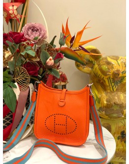 (LIKE NEW) 2021 YEAR  HERMES MINI EVELYNE TPM CLASSIC ORANGE TOGO LEATHER  WITH SILVER HARDWARE SHOULDER BAG STAMP Z