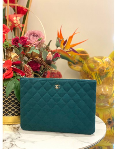 CHANEL GREEN QUILTED FABRIC O CASE CLUTCH -FULL SET-