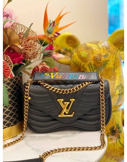 (LIKE NEW) LOUIS VUITTON NEW WAVE CHAIN MM SHOULDER BAG IN BLACK COLOUR -FULL SET-