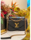 (LIKE NEW) LOUIS VUITTON NEW WAVE CHAIN MM SHOULDER BAG IN BLACK COLOUR -FULL SET-