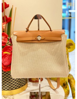 2019 HERMES HERBAG ZIP 31 TOP HANDLE AND SHOULDER BAG IN CANVAS BEIGE AND GOLD VACHE HUNTER LEATHER 