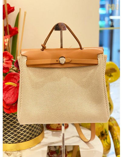 2019 HERMES HERBAG ZIP 31 TOP HANDLE AND SHOULDER BAG IN CANVAS BEIGE AND GOLD VACHE HUNTER LEATHER 