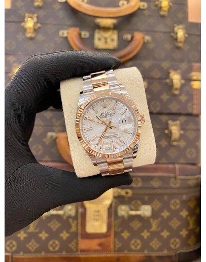 (UNUSED) 2023 ROLEX DATEJUST 36 HALF 18K 750 ROSE GOLD REF 126231 SILVER PALM DIAL 36MM AUTOMATIC WATCH -FULL SET-