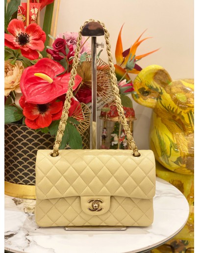 (LIKE NEW) MICROCHIP CHANEL CLASSIC DOUBLE FLAP SMALL BEIGE CAVIAR LEATHER GHW   
