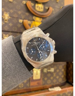 (BRAND NEW) 2025 GIRARD-PERREGAUX LAUREATO CHRONOGRAPH BLUE EYES REF 81020-11-631-11A BLACK DIAL 42MM AUTOMATIC WATCH -FULL SET-