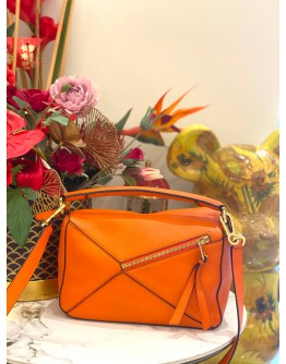 LOEWE PUZZLE BAG IN ORANGE CALFSKIN LEATHER 
