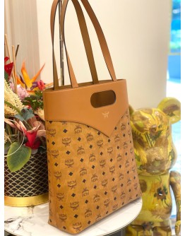 (BRAND NEW) MCM DIAMOND TOTE BAG IN VISETOS LEATHER