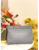 (LIKE NEW) BOTTEGA VENETA INTRECCIATO LEATHER CLUTCH BAG IN SLATE GREY 