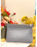 (LIKE NEW) BOTTEGA VENETA INTRECCIATO LEATHER CLUTCH BAG IN SLATE GREY 