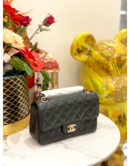 (UNUSED) CHANEL MINI CLASSIC FLAG BAG IN CAVIAR LEATHER WITH GOLD HARDWARE