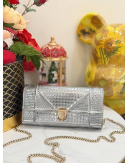 (LIKE NEW) CHRISTIAN DIOR DIORAMA WALLET ON CHAIN IN METALLIC SILVER PATENT LEATHER 