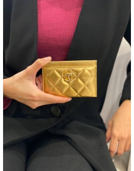 (BRAND NEW) CHANEL QUILTED CARD HOLDER LAMBSKIN GOLD COLOUR WITH GOLD AND PEARL CC LOGO