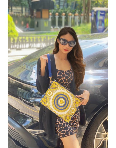 (BRAND NEW) VERSACE BAROQUE PRINT CLUTCH