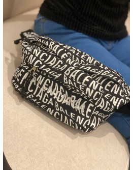 (LIKE NEW) BALENCIAGA WHEEL LOGO WAVE NYLON BUMBAG  