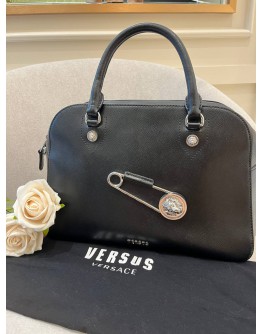 VERSUS VERSACE SAFETY-PIN 2 WAY SHOULDER BAG IN BLACK 