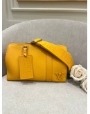 2023 LOUIS VUITTON CITY KEEPALL CROSSBODY BAG IN YELLOW PEBBLED LEATHER