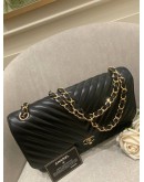 CHANEL JUMBO CLASSIC CHEVRON LAMBSKIN LEATHER DOUBLE FLAP BAG