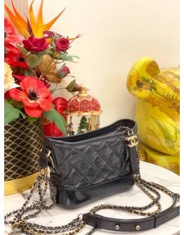 CHANEL SMALL GABRIELLE SHOULDER AND CROSSBODY BAG IN BLACK AGED CALFSKIN LEATHER