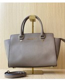 MICHAEL KORS LEATHER HANDLE BAG WITH STRAP