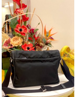 (LIKE NEW) PRADA NYLON SAFFIANO MESSENGER BAG 