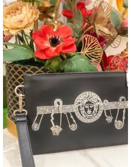 VERSACE GIANNI MEDUSA BLACK LEATHER CLUTCH