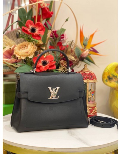 (LIKE NEW) MICROCHIP LOUIS VUITTON LOCKME EVER BLACK LEATHER BAG -FULL SET-