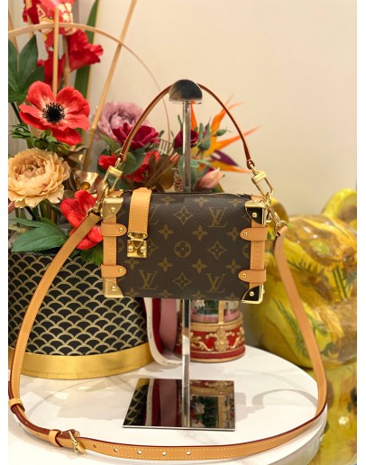 (UNWORN) LOUIS VUITTON SIDE TRUNK PM IN MONOGRAM CANVAS 