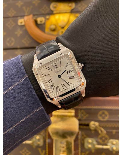 (LIKE NEW) 2024 CARTIER SANTOS DUMONT REF WSSA0022 WHITE DIAL DOMAN NUMERALS 43.5MM x 31.4MM QUARTZ WATCH -FULL SET-