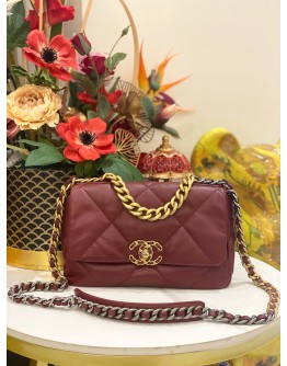 (LIKE NEW) 2023 MICROCHIP CHANEL 19 BURGUNDY PURPLE LAMBSKIN CC LOGO FLAP CROSSBODY BAG WITH 3 TONE HARDWARE