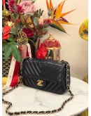 CHANEL CHEVRON MINI RECTANGULAR FLAP BAG IN BLACK LAMBSKIN LEATHER YEAR 2018 -FULL SET- 