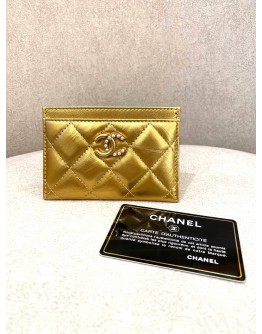 (BRAND NEW) CHANEL QUILTED CARD HOLDER LAMBSKIN GOLD COLOUR WITH GOLD AND PEARL CC LOGO