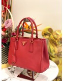 PRADA BN1801 MEDIUM GALLERIA IN RED SAFFIANO LUX LEATHER HANDLE ZIPPED BAG WITH ADJUSTABLE STRAP