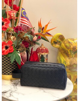 (UNUSED) 2024 BOTTEGA VENETA INTRECCIATO TRAVEL POUCH IN BLACK CALFSKIN LEATHER -FULL SET-