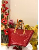 LOUIS VUITTON BELLEVUE MONOGRAM VERNIS RED BAG
