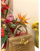 (UNUSED) YEAR 2020 HERMES KELLY 28 ALLIGATOR MISSISSIPPIENSIS FICELLE GOLD HARDWARE -FULL SET-