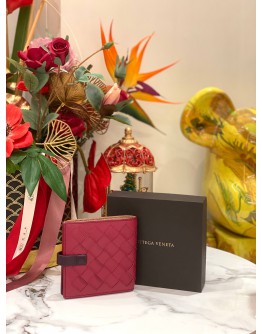 (LIKE NEW) BOTTEGA VANETTA INTRECCIATO MEDIUM BI-FOLD WALLET 