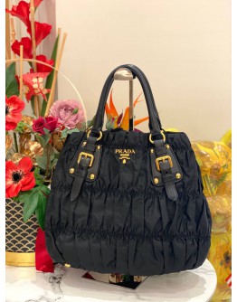 (LIKE NEW) PRADA TESSUTO GAUFRE BLACK TOTE BAG WITH STRAP